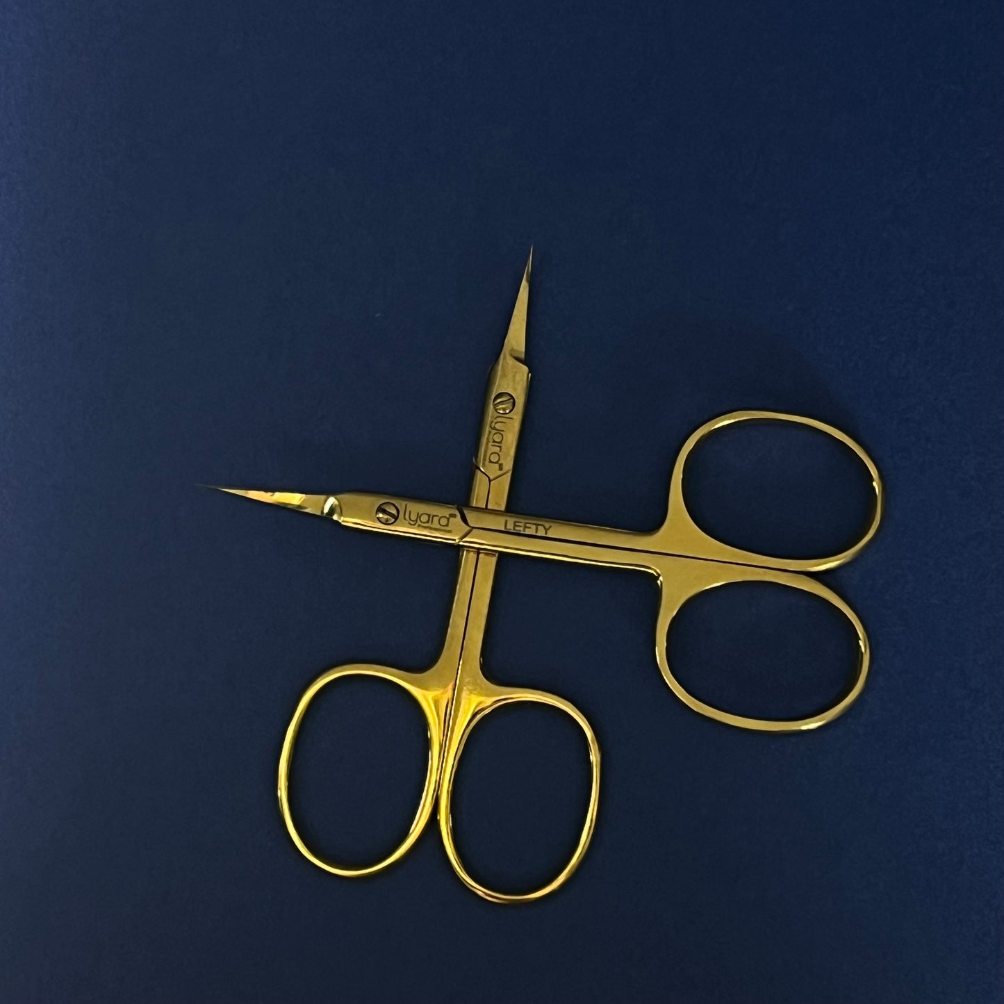 Ciseaux Manucure pour Gaucher – Précision Professionnelle Inox