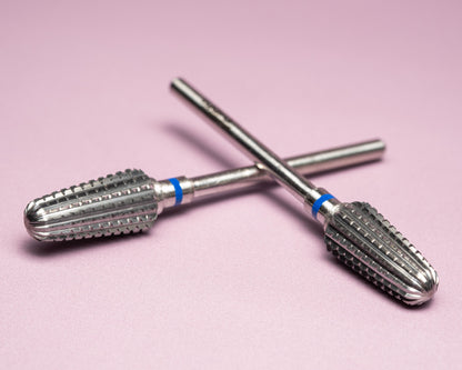Embout pour ponçage professionnel des ongles