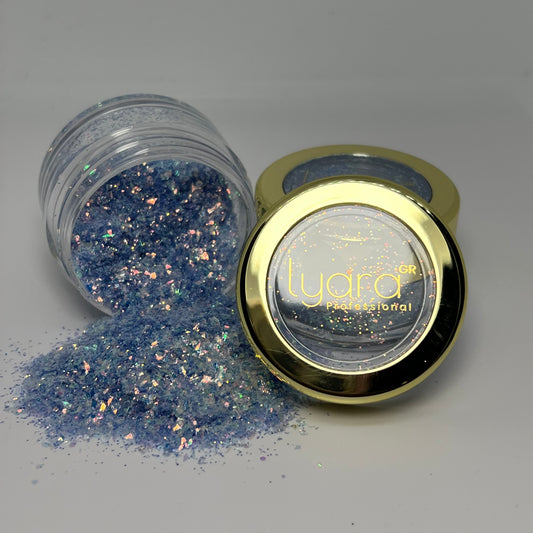 Nail Art créatif avec paillettes colorées