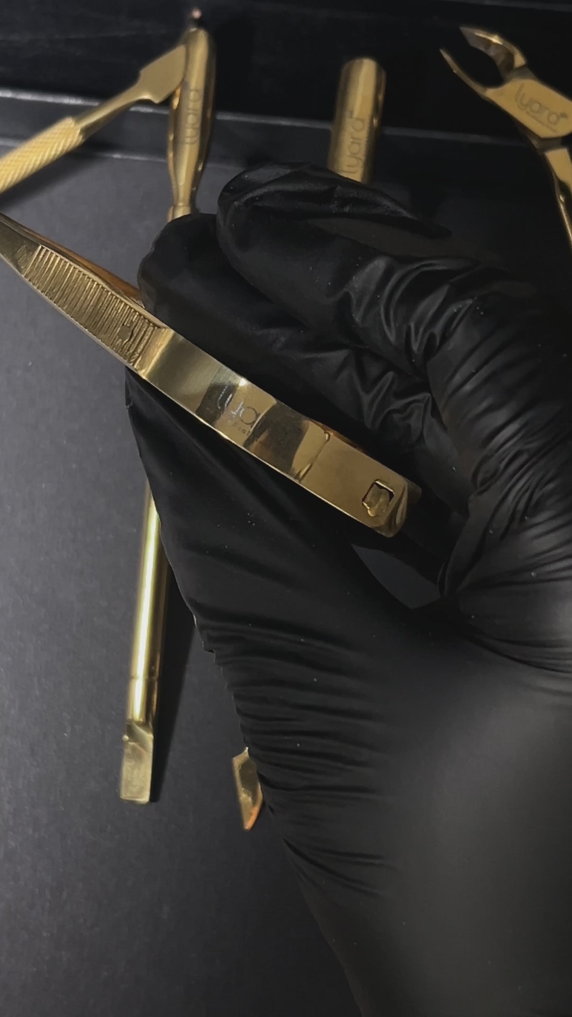 Pointe fine idéale pour les zones sensibles